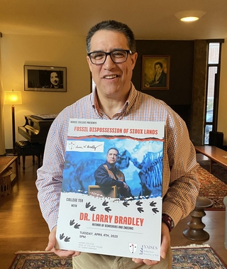 Dr. Larry Bradley